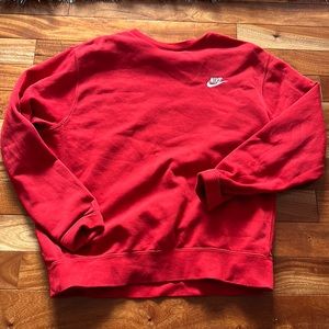 red nike crew neck size medium